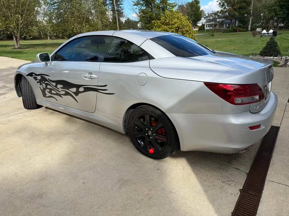 2010 Lexus IS 2nd Gen - Image 5 of 15