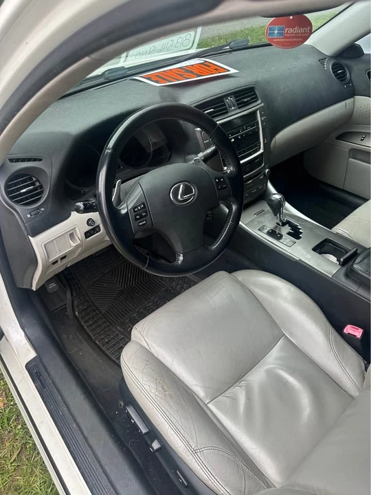 2010 Lexus IS 2nd Gen - Image 4 of 7