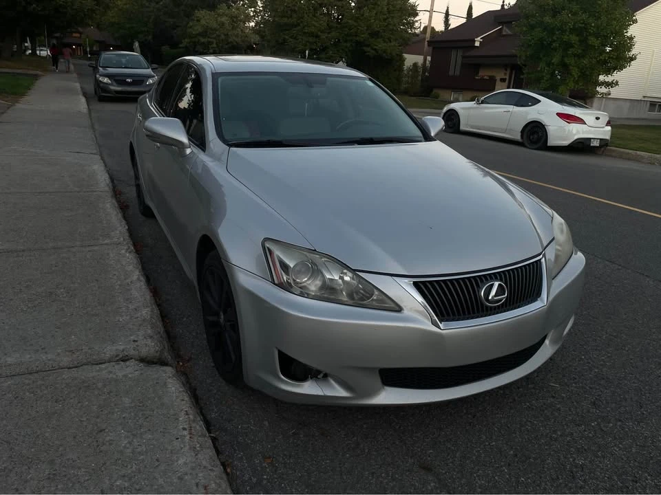 2010 Lexus IS 2nd Gen - Image 3 of 13