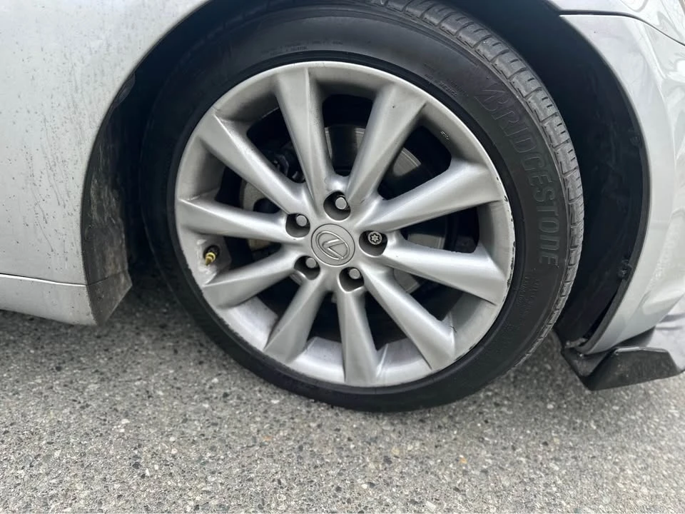 2010 Lexus IS 2nd Gen - Image 4 of 12