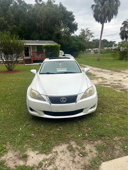 2010 Lexus IS 2nd Gen - Image 5 of 7