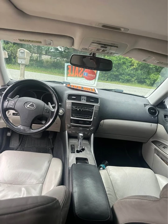 2010 Lexus IS 2nd Gen - Image 2 of 7