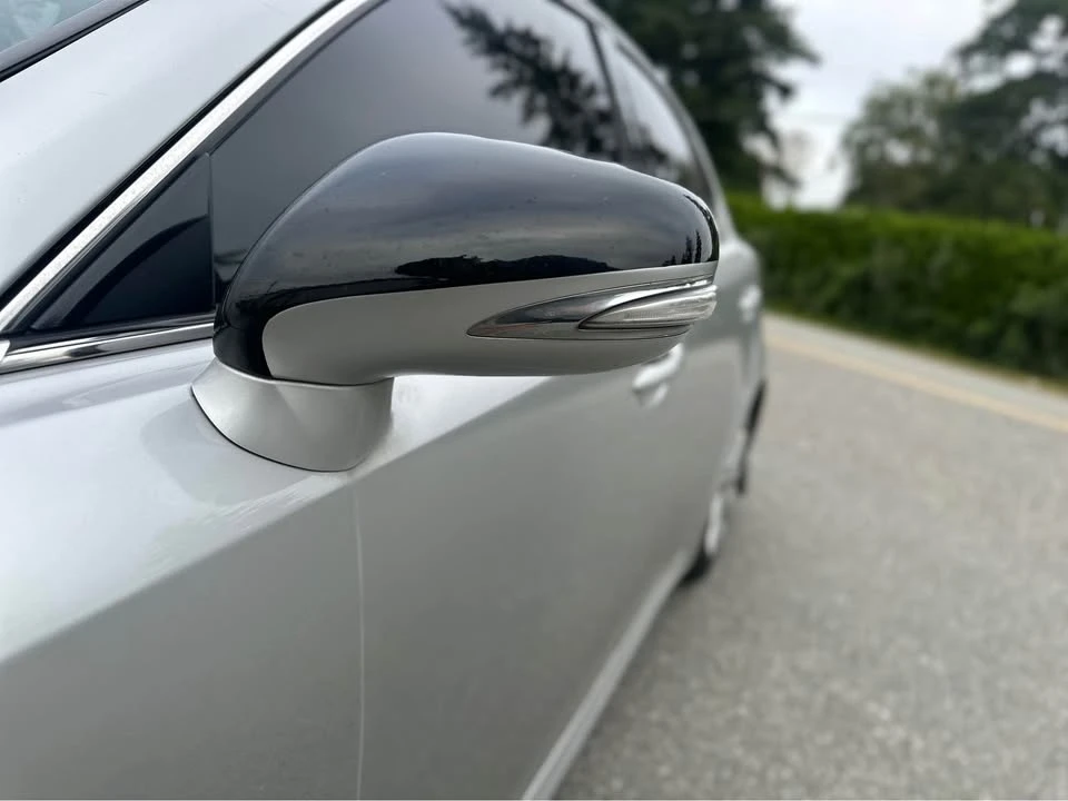 2010 Lexus IS 2nd Gen - Image 6 of 12