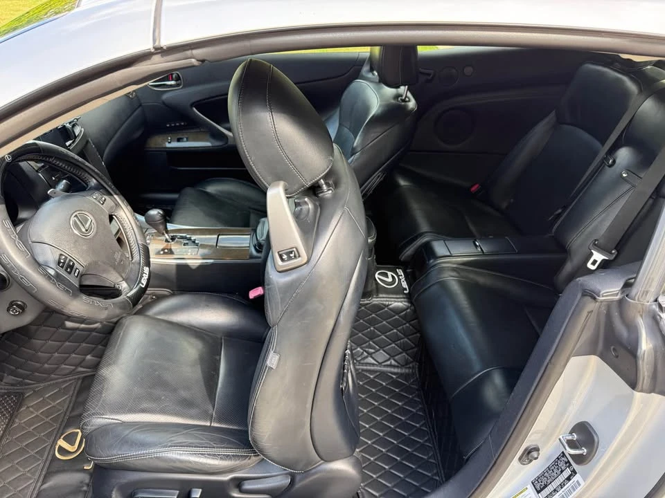 2010 Lexus IS 2nd Gen - Image 13 of 15