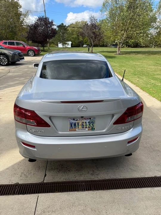 2010 Lexus IS 2nd Gen - Image 6 of 15