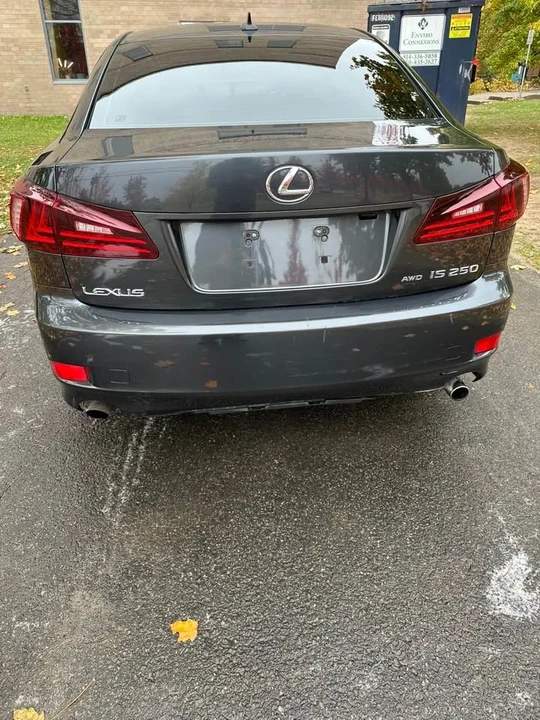 2010 Lexus IS 2nd Gen - Image 13 of 14