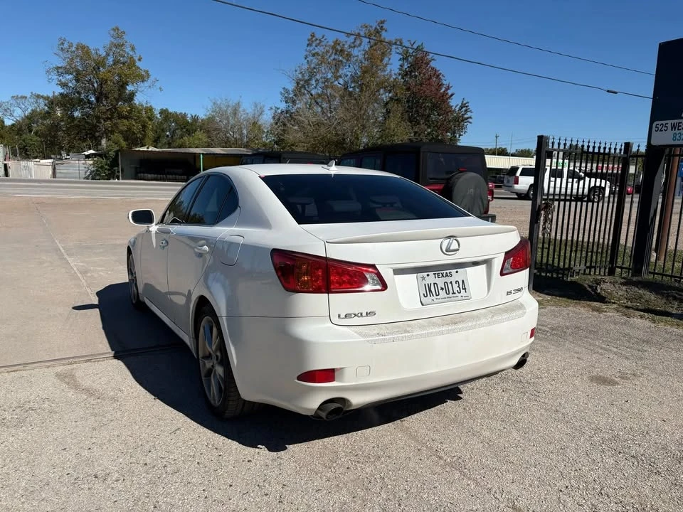 2010 Lexus IS 2nd Gen - Image 6 of 7