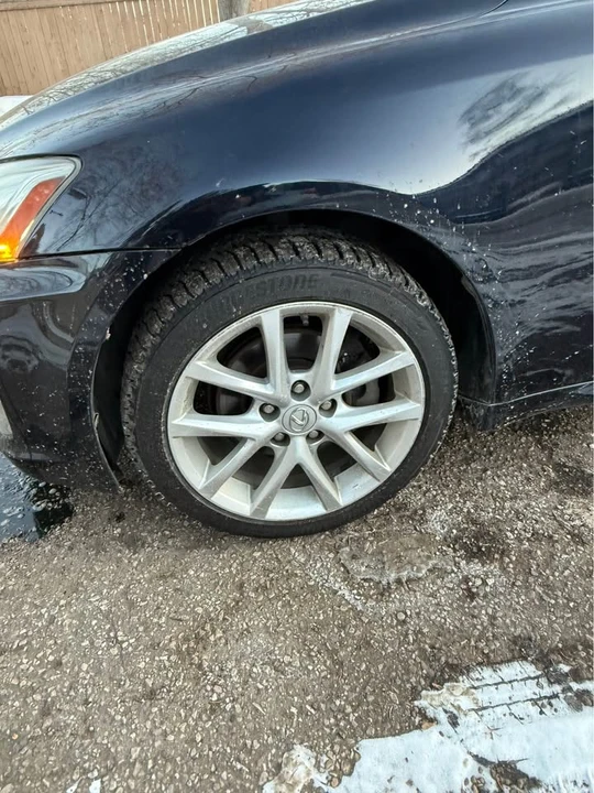 2010 Lexus IS 2nd Gen - Image 5 of 9