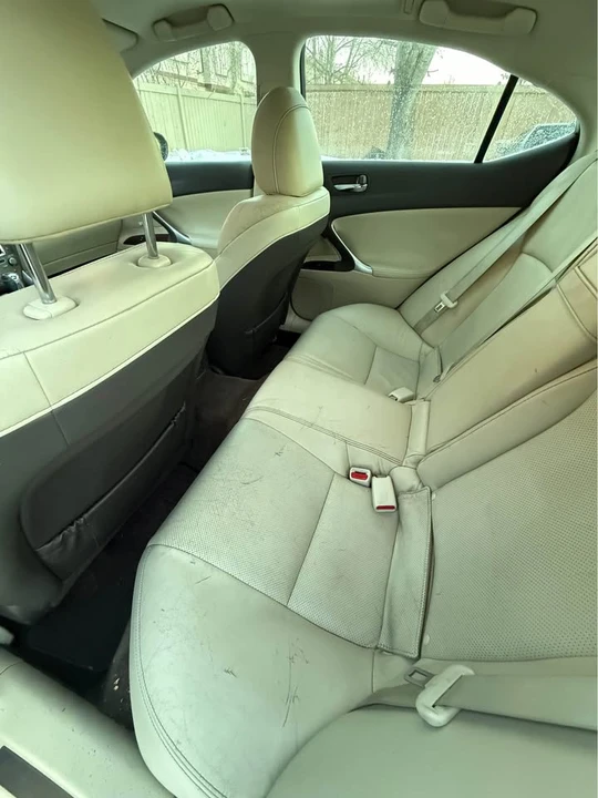 2010 Lexus IS 2nd Gen - Image 7 of 9