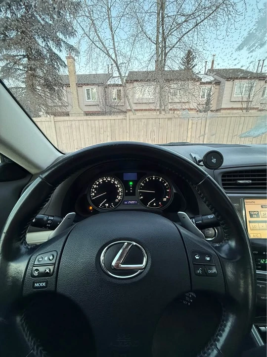 2010 Lexus IS 2nd Gen - Image 8 of 9