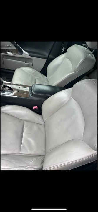 2010 Lexus IS 2nd Gen - Image 5 of 8