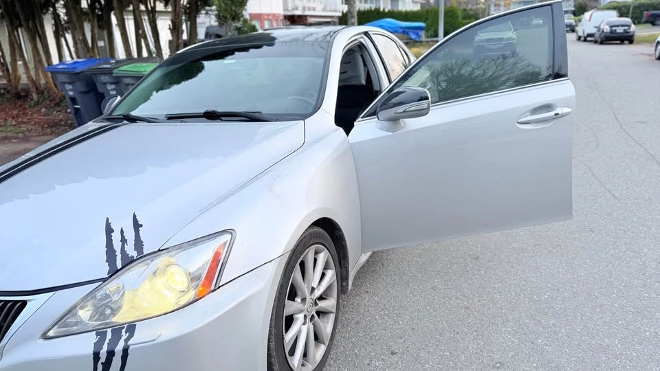 2010 Lexus IS 2nd Gen - Image 13 of 15