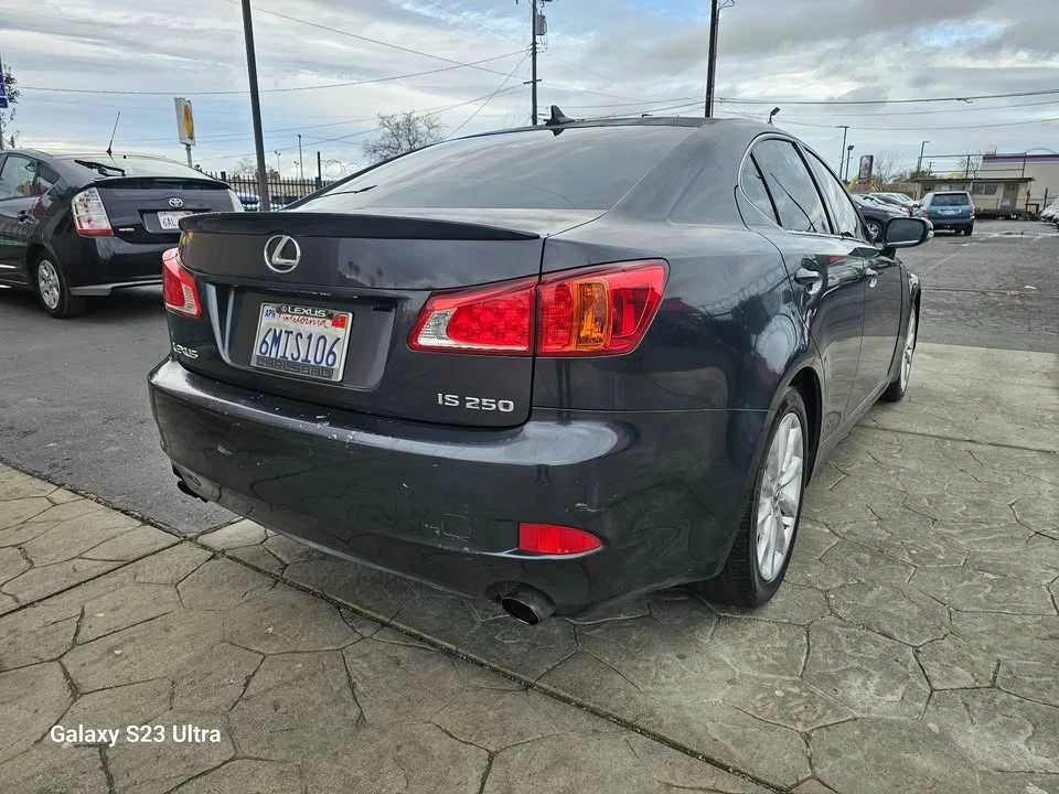 2010 Lexus IS 2nd Gen - Image 6 of 18