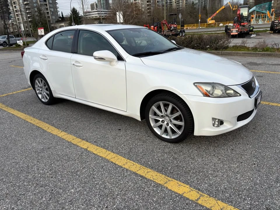 2010 Lexus IS 2nd Gen - Image 5 of 20