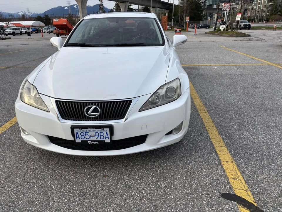 2010 Lexus IS 2nd Gen - Image 6 of 17