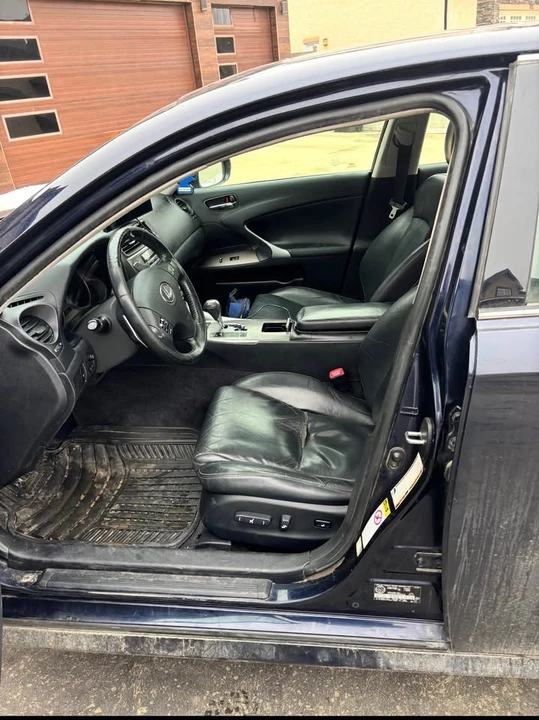2010 Lexus IS 2nd Gen - Image 5 of 8