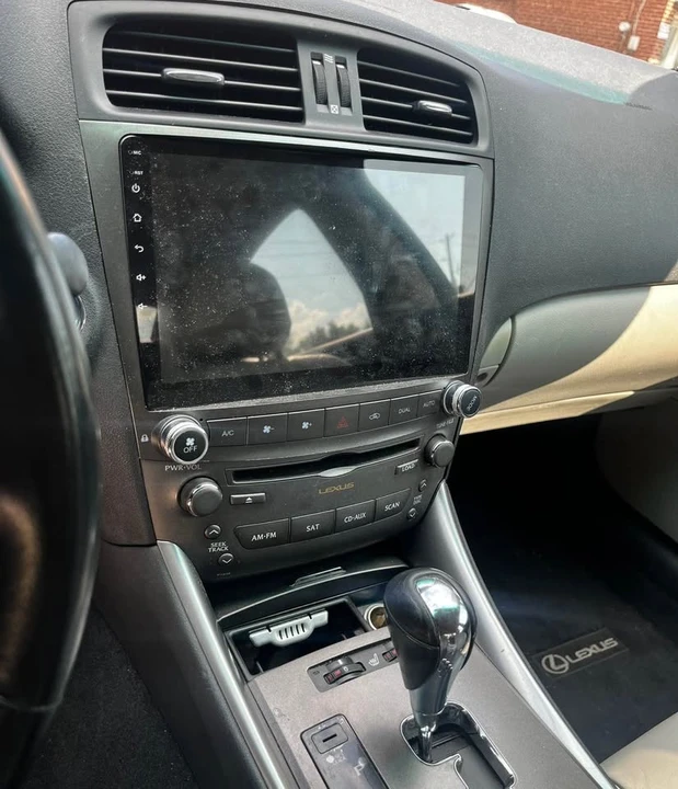 2010 Lexus IS 2nd Gen - Image 4 of 5
