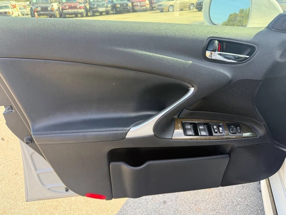 2010 Lexus IS 2nd Gen - Image 13 of 20