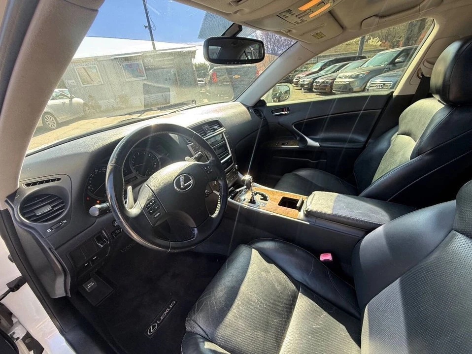 2010 Lexus IS 2nd Gen - Image 11 of 20