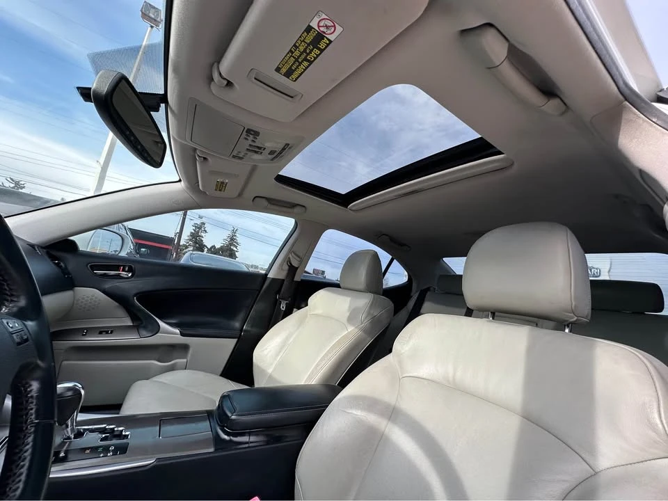 2010 Lexus IS 2nd Gen - Image 16 of 18