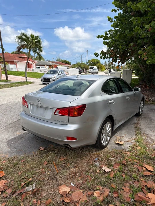 2010 Lexus IS 2nd Gen - Image 2 of 4