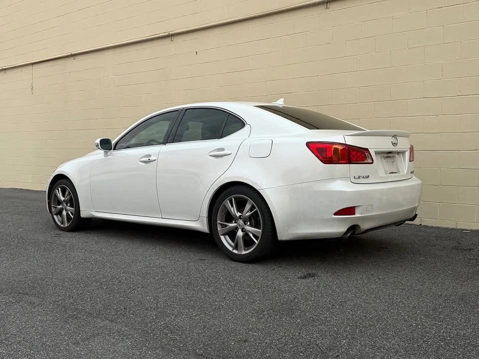 2010 Lexus IS 2nd Gen - Image 3 of 20