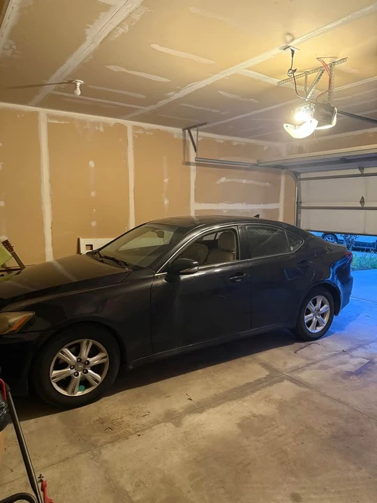 2010 Lexus IS 2nd Gen - Image 4 of 7