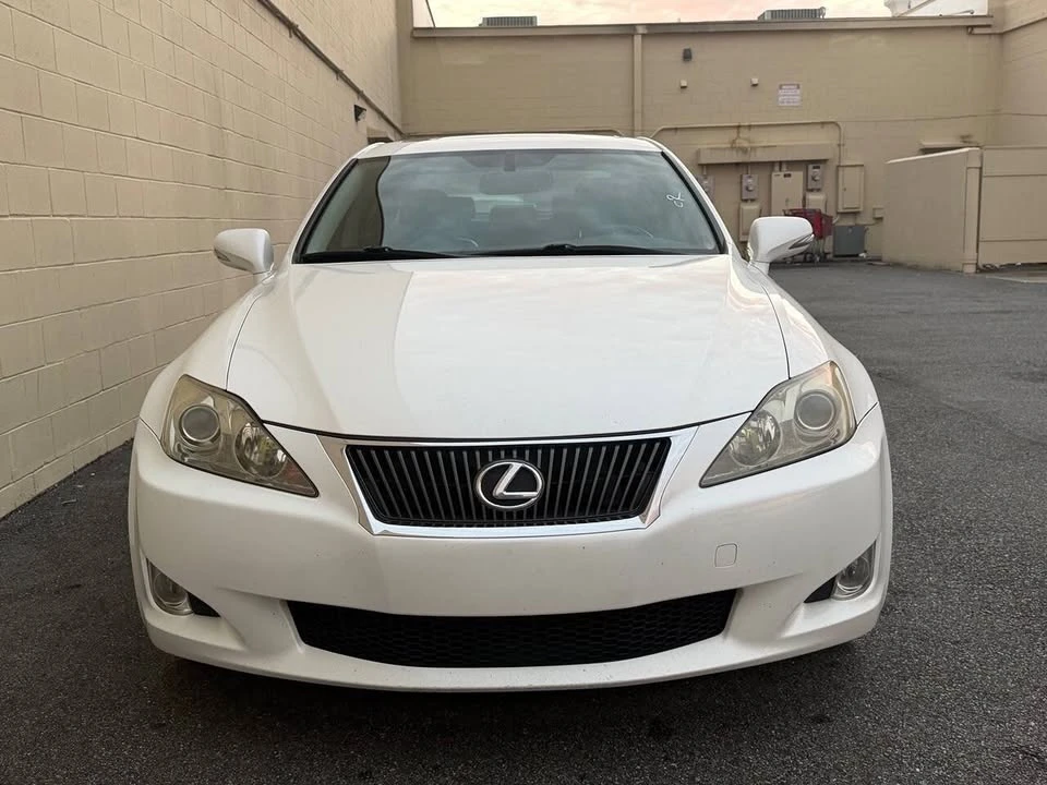 2010 Lexus IS 2nd Gen - Image 5 of 20