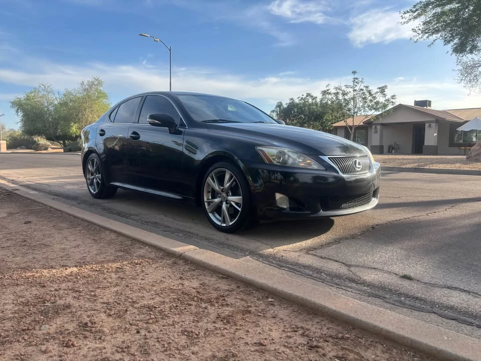 2010 Lexus IS 2nd Gen - Image 7 of 20