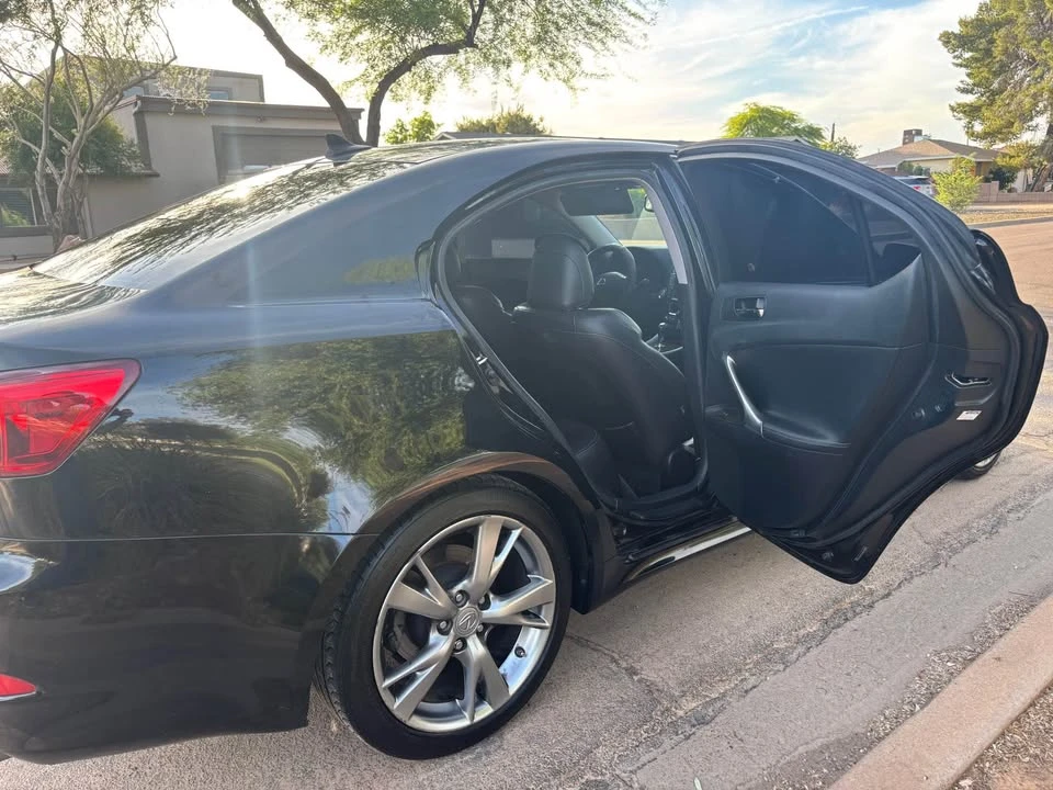 2010 Lexus IS 2nd Gen - Image 13 of 20