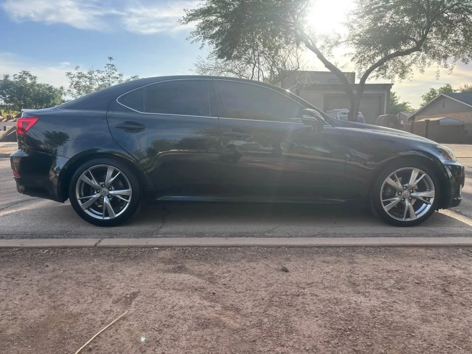 2010 Lexus IS 2nd Gen - Image 6 of 20