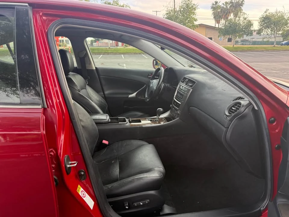 2010 Lexus IS 2nd Gen - Image 11 of 14