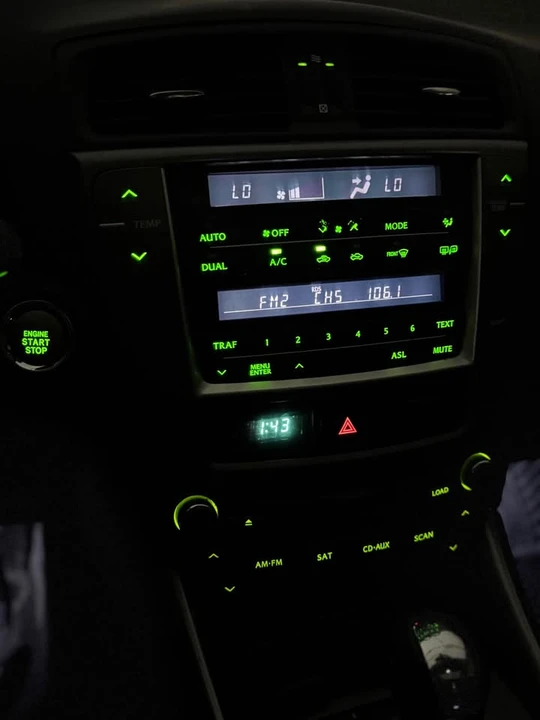 2010 Lexus IS 2nd Gen - Image 7 of 14