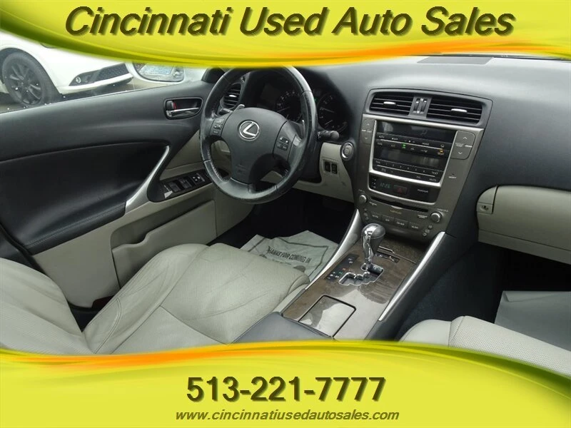 2010 Lexus IS 2nd Gen - Image 12 of 17