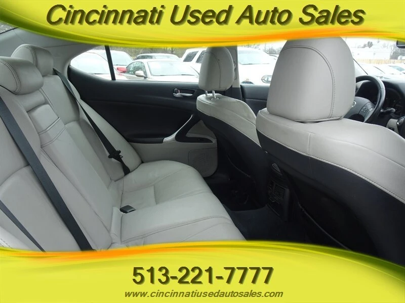 2010 Lexus IS 2nd Gen - Image 11 of 17