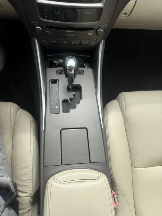 2010 Lexus IS 2nd Gen - Image 12 of 16
