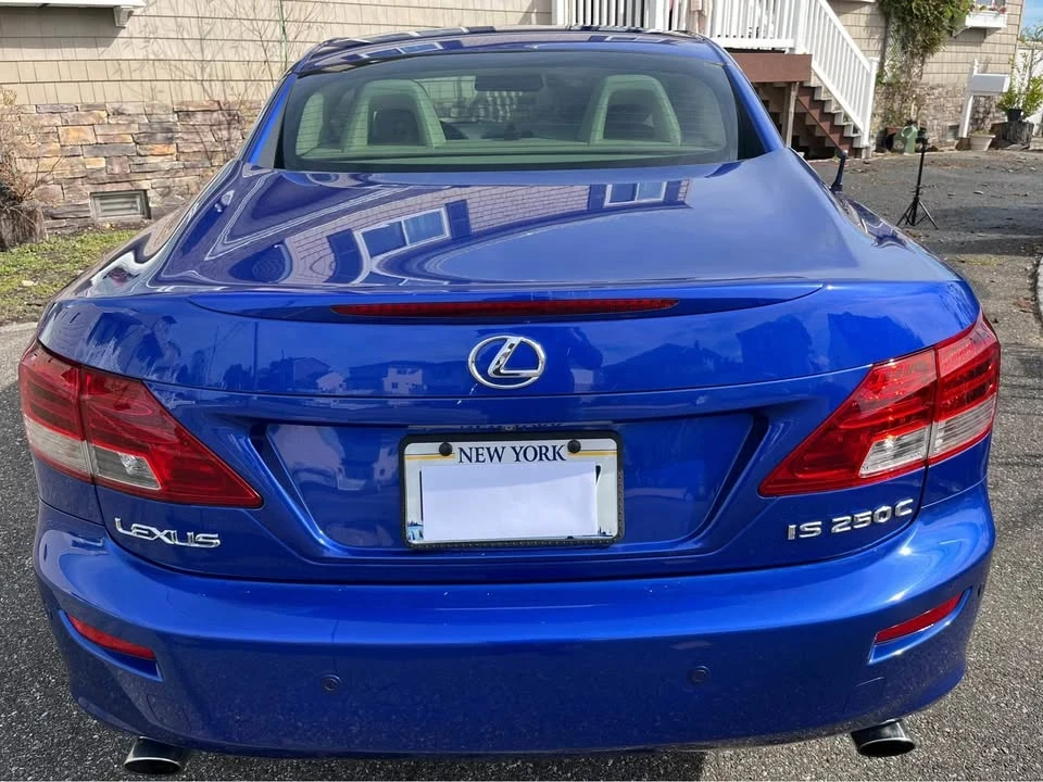 2010 Lexus IS 2nd Gen - Image 5 of 9