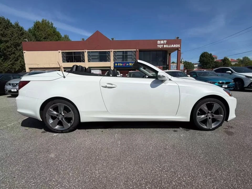 2010 Lexus IS 2nd Gen - Image 6 of 9