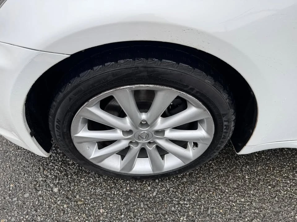 2010 Lexus IS 2nd Gen - Image 12 of 15