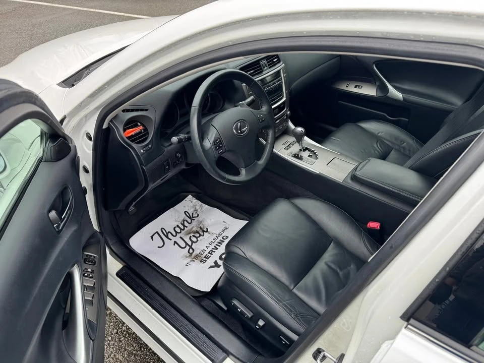 2010 Lexus IS 2nd Gen - Image 7 of 15