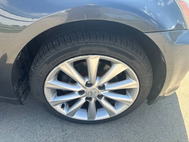 2010 Lexus IS 2nd Gen - Image 11 of 20