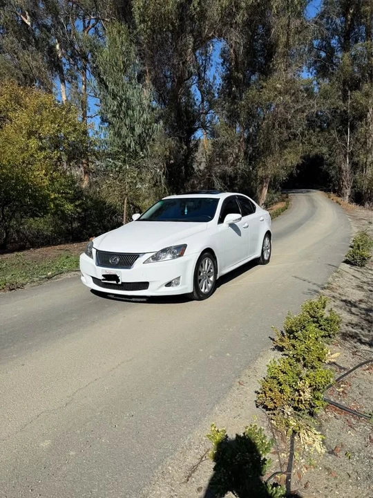 2010 Lexus IS 2nd Gen - Image 3 of 17