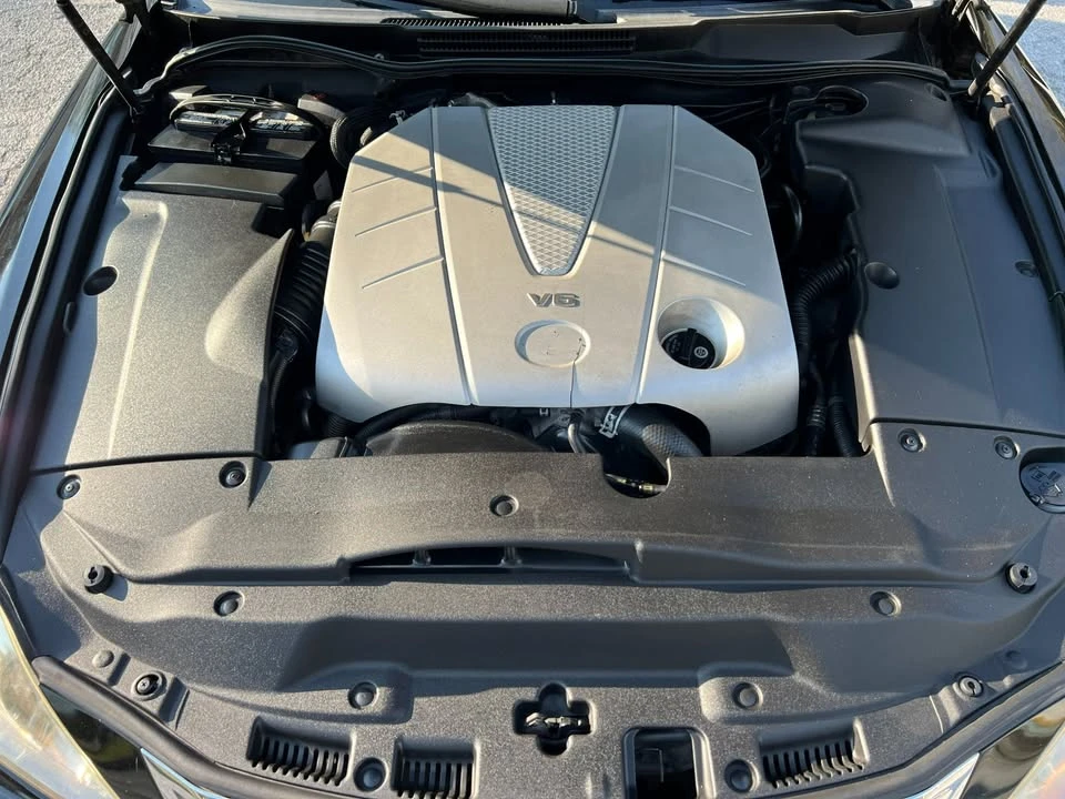 2010 Lexus IS 2nd Gen - Image 15 of 20