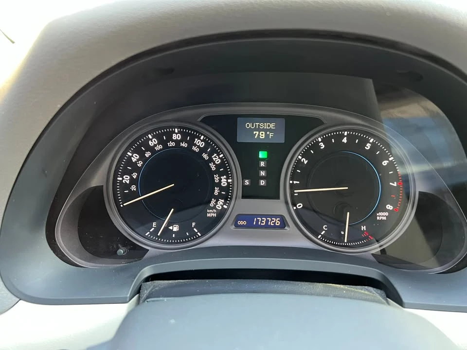 2010 Lexus IS 2nd Gen - Image 18 of 20