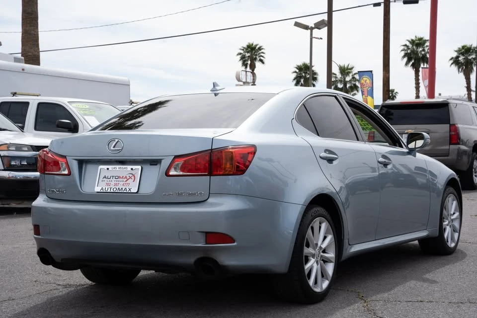 2010 Lexus IS 2nd Gen - Image 5 of 19
