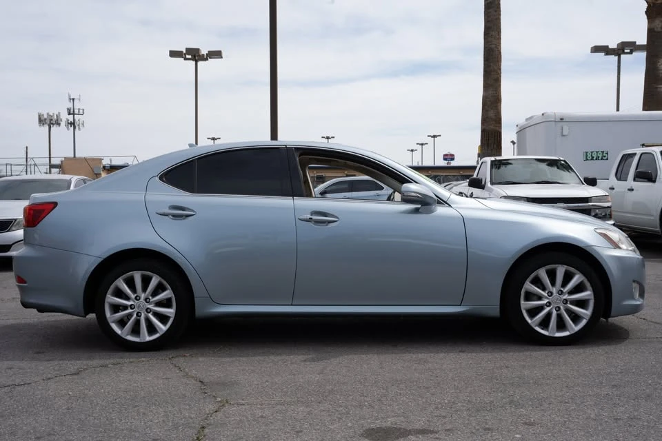 2010 Lexus IS 2nd Gen - Image 4 of 19