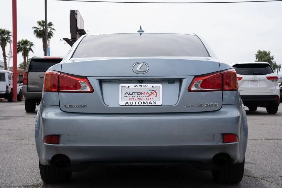 2010 Lexus IS 2nd Gen - Image 11 of 19