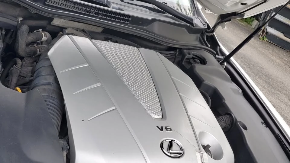 2010 Lexus IS 2nd Gen - Image 10 of 13