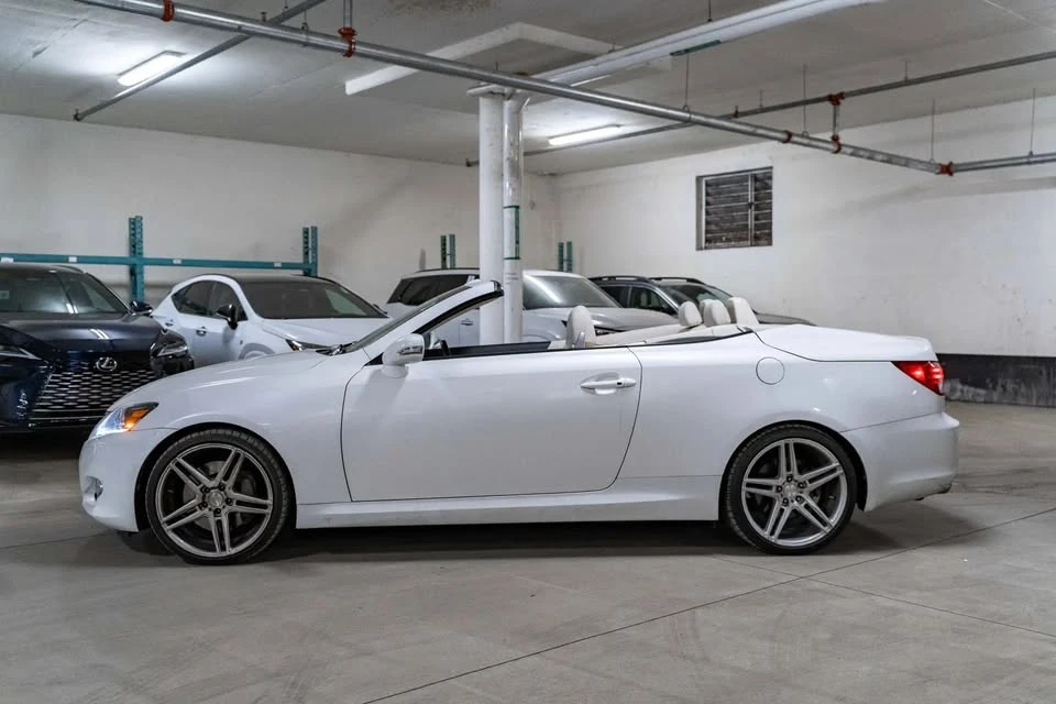 2010 Lexus IS 2nd Gen - Image 5 of 20