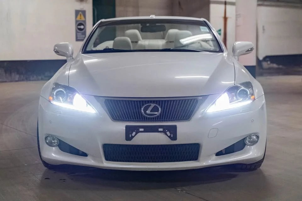2010 Lexus IS 2nd Gen - Image 4 of 20
